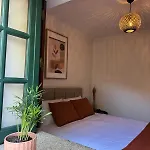 5 Mini-hôtel